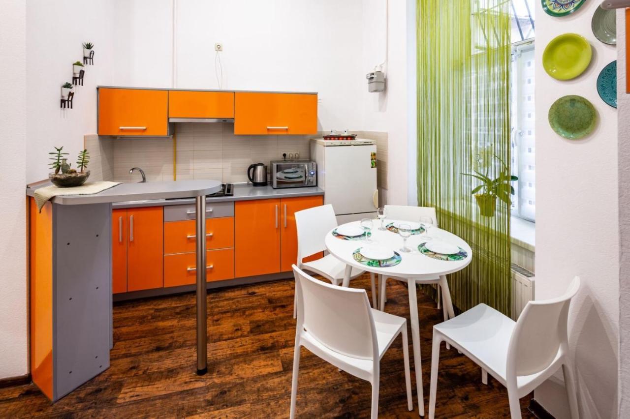 Bv Apartments Cozy In Center Lwów Zewnętrze zdjęcie