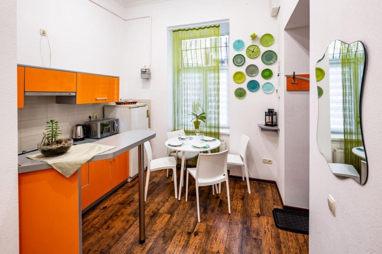 Bv Apartments Cozy In Center Lwów Zewnętrze zdjęcie