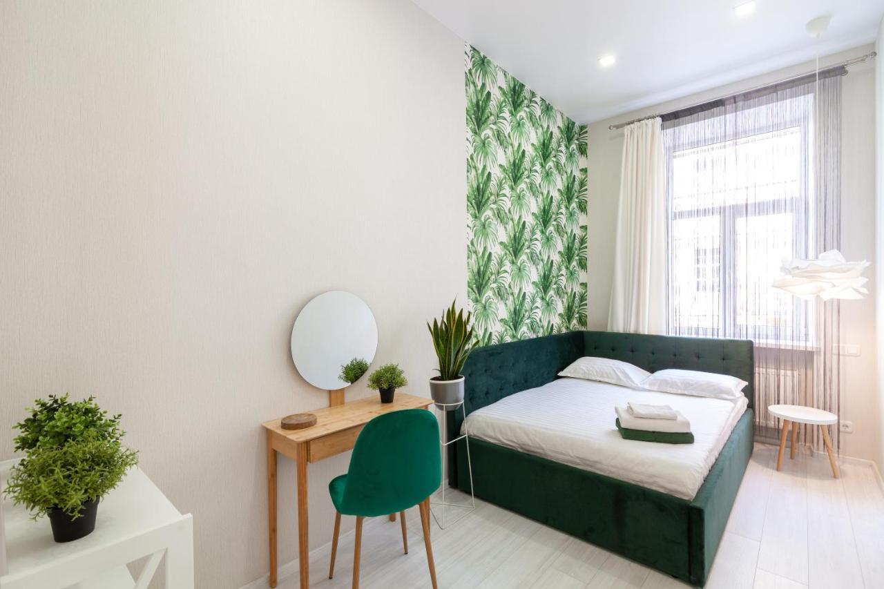 Bv Apartments Cozy In Center Lwów Zewnętrze zdjęcie