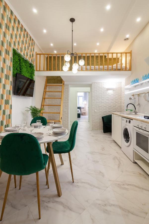 Bv Apartments Cozy In Center Lwów Zewnętrze zdjęcie