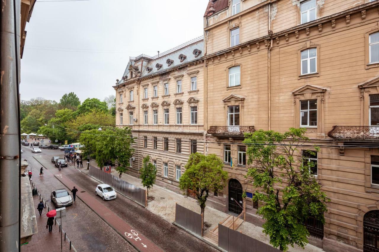 Bv Apartments Cozy In Center Lwów Zewnętrze zdjęcie